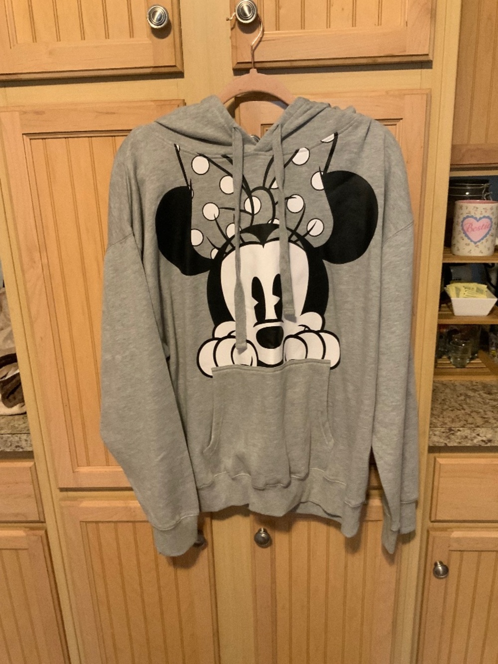 Women’s Disney Minnie Mouse Hoodie NWT Size XL